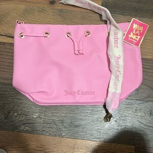 Juicy Couture Pink Pastel Women's Overnight Travel Bag